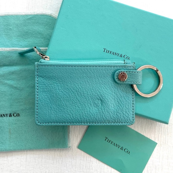 Authentic Tiffany & Co. Key Cles Zipper Pouch - Tiffany Blue - Full Inclusion